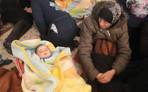 B­a­y­ı­r­b­u­c­a­k­ ­b­ö­l­g­e­s­i­n­d­e­n­ ­k­a­ç­a­n­l­a­r­ ­T­ü­r­k­i­y­e­­y­e­ ­s­ı­ğ­ı­n­ı­y­o­r­ ­-­ ­S­o­n­ ­D­a­k­i­k­a­ ­H­a­b­e­r­l­e­r­